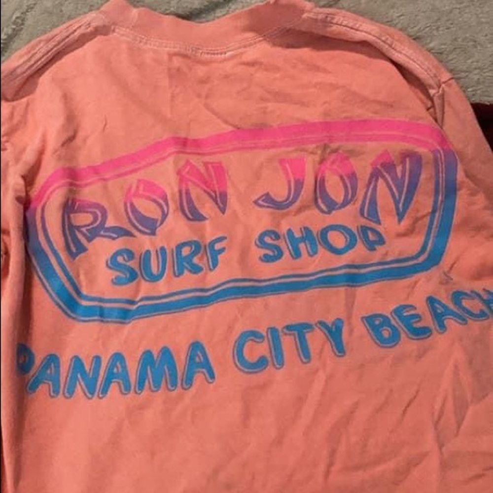 Women’s size small long sleeve